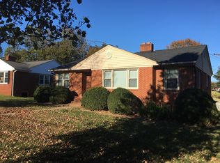 114 Avondale Dr, Lexington, NC 27295