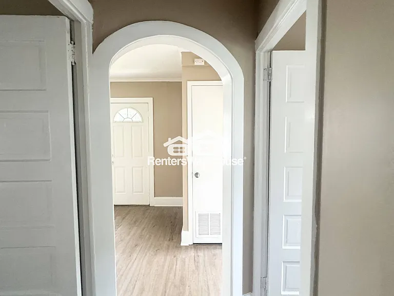 1685 Northwest Dr — Photo 18