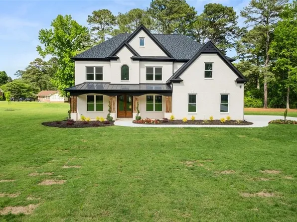 2339 Eastwood Dr, Snellville, GA 30078