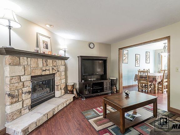 3rd image of 3428 Flagstone Ct