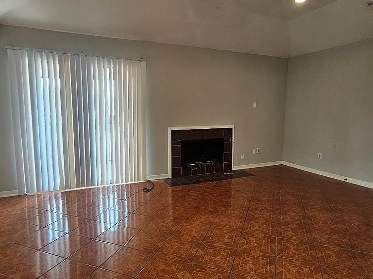 11507 Nobility Dr #C — Photo 2