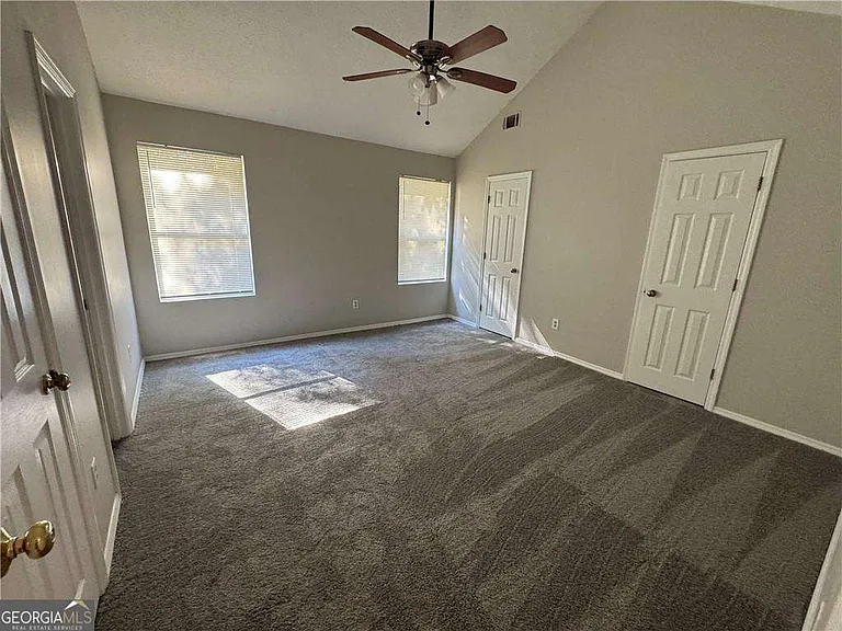 2441 Northmill Ln — Photo 14
