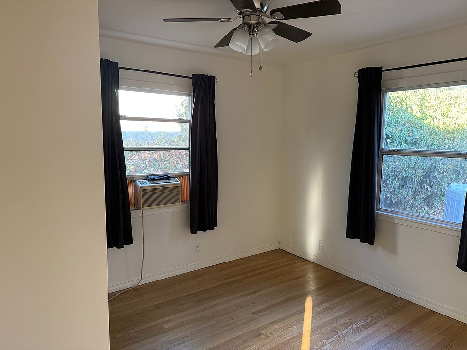 1st image of 7432 Milwood Ave
