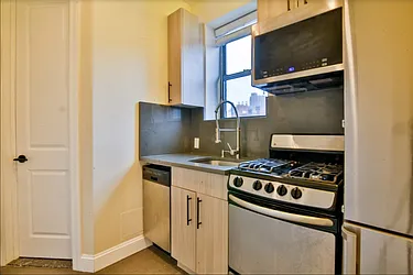 Rented by Platinum Properties