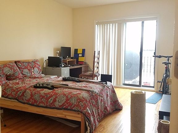 5th image of 3516 32nd St #3