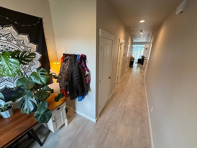 5745 NW Torchcrest Pl — Photo 3