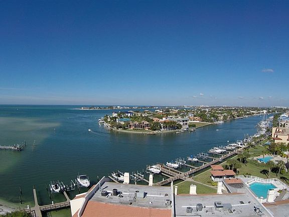 3rd image of 1100 Pinellas Bayway S