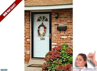 1504 Whitpain Hls, Blue Bell, PA 19422