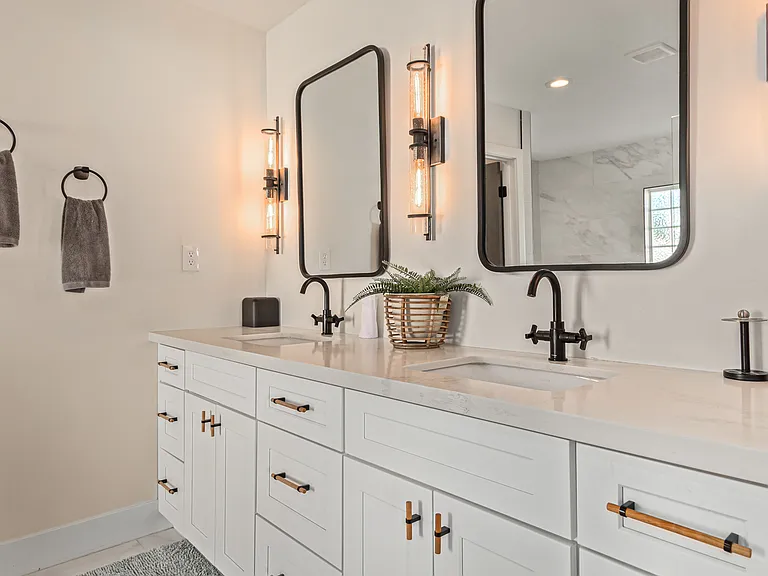 5202 E Karen Dr — Photo 13
