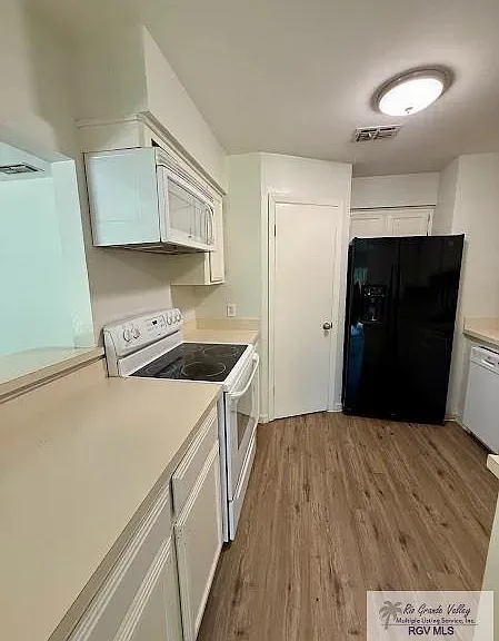 2101 El Dorado Ave — Photo 15