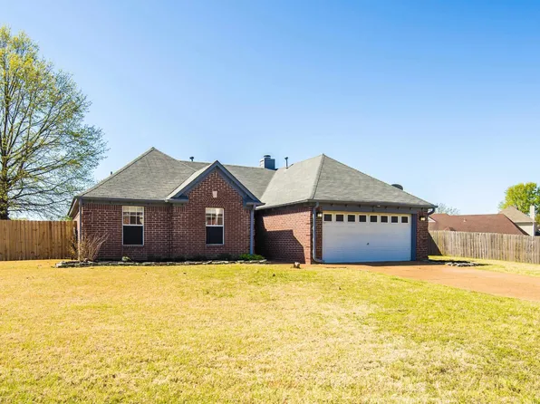 30 Oak Court Cv, Oakland, TN 38060
