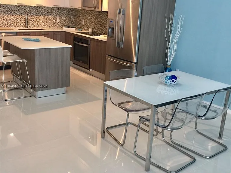 5300 Paseo Blvd #410 — Photo 7