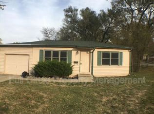 7013 La Vista Dr, La Vista, NE 68128