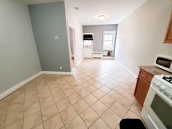 4th image of 7106 13th Ave