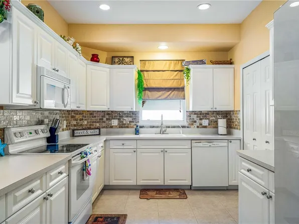 1715 Aynsley Way, Vero Beach, FL 32966