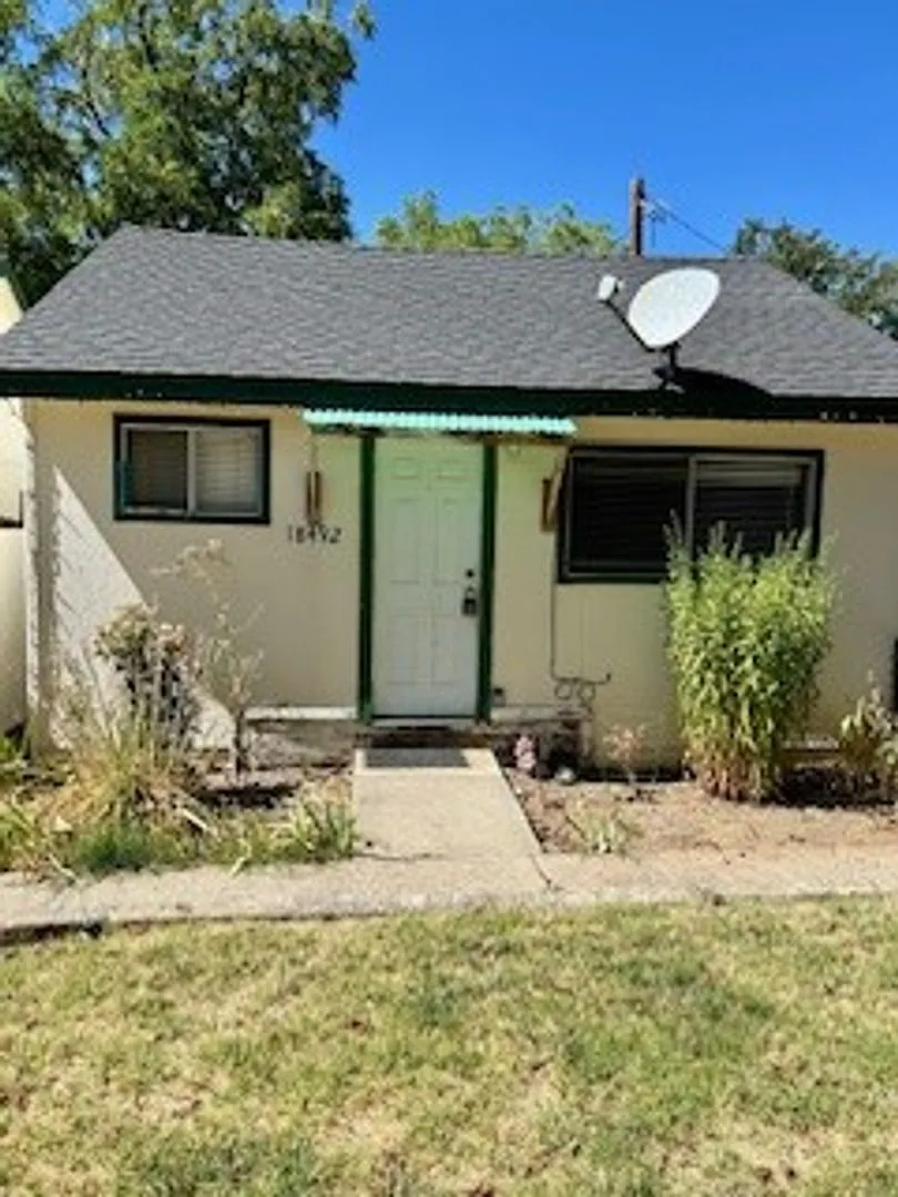 Building Photo - 18492 Rozier Ave
