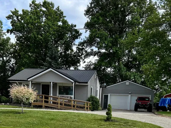 1407 W Winona Ave, Warsaw, IN 46580