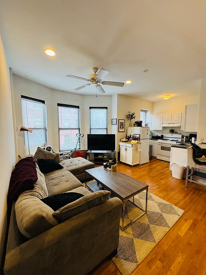 435 Jersey Ave #2W photo 1