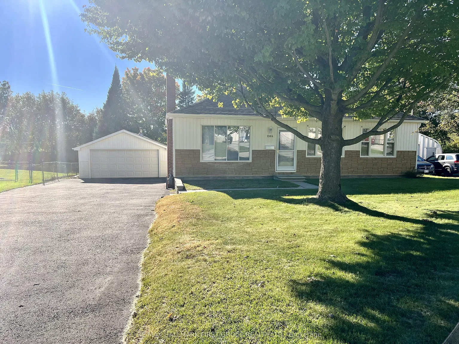 3 bed, $2,950 — Photo 3