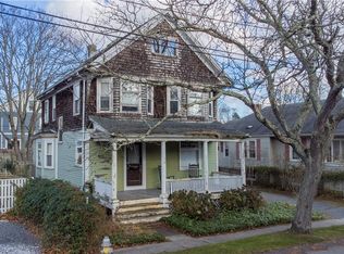 10 Princeton St, Newport, RI 02840