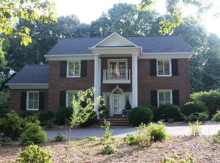 640 Plantation Rd, Martinsville, VA 24112