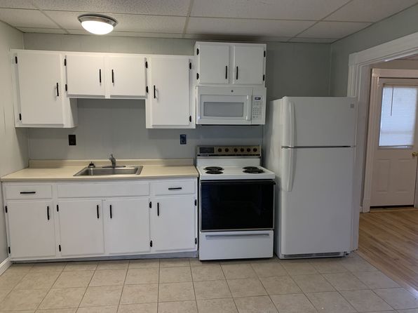 17 Edwards St #1