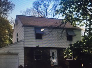 63 Brookview Ter, Bergenfield, NJ 07621