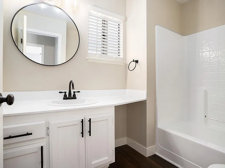 420 Beaulieu Ln — Photo 20