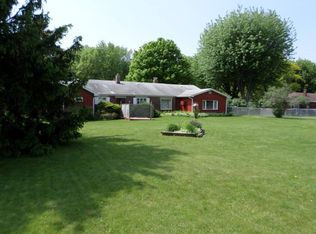 3 Oaklawn Ct, Danville, IL 61832