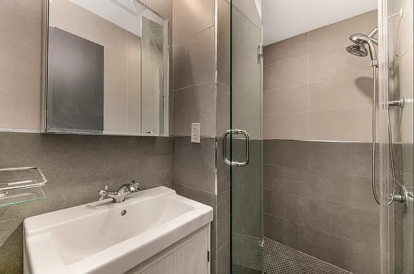 Rented by REAL New York | media 10