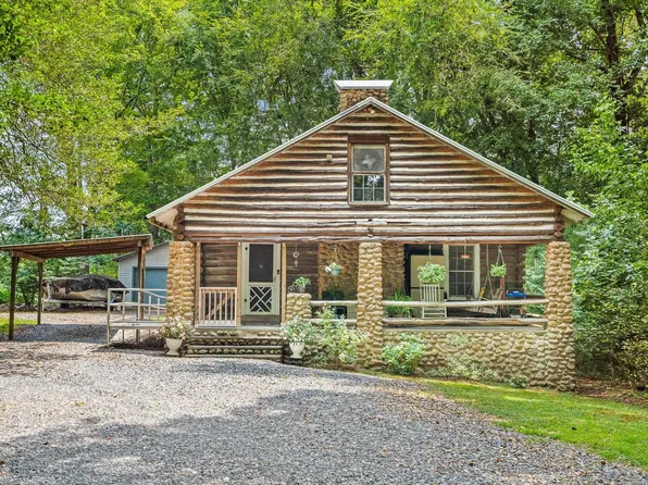 115 Greenhill Rd, Ramseur, NC 27316