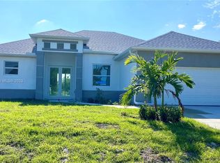 2723 8th, Lehigh Acres, FL 33976