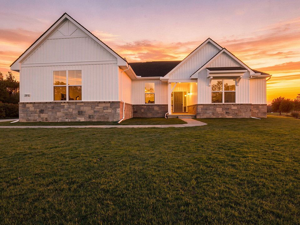 1st image of 28510 Coyote Ct