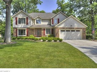 27303 Hemlock Dr, Westlake, OH 44145