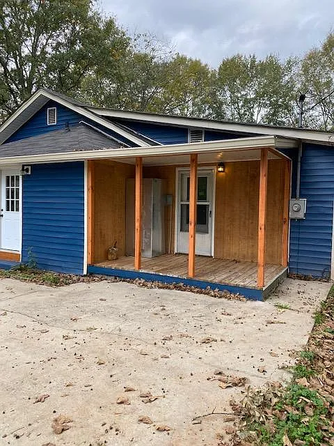 3 bed, 1386 sqft, $1,650 — Photo 2