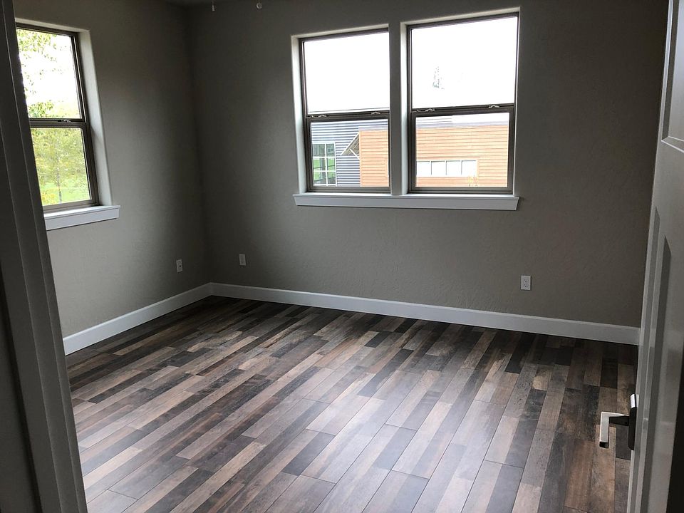 Upstairs Bedroom