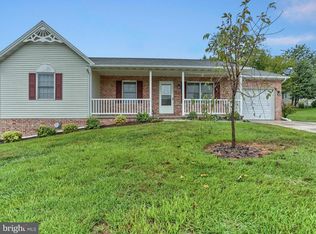 311 Lafayette Dr, Littlestown, PA 17340