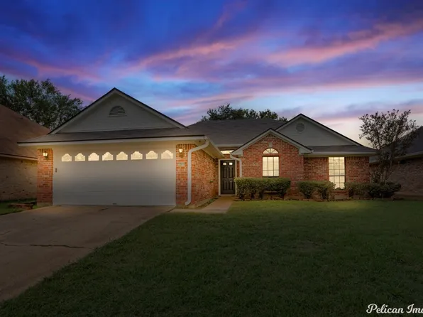 5800 Pampus Ln, Bossier City, LA 71112