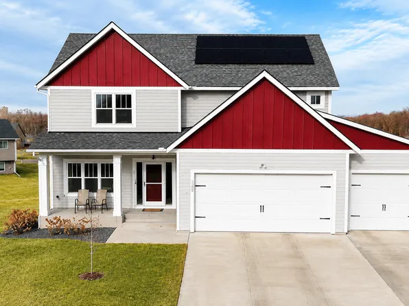 2120 Violet Ln, Faribault, MN 55021