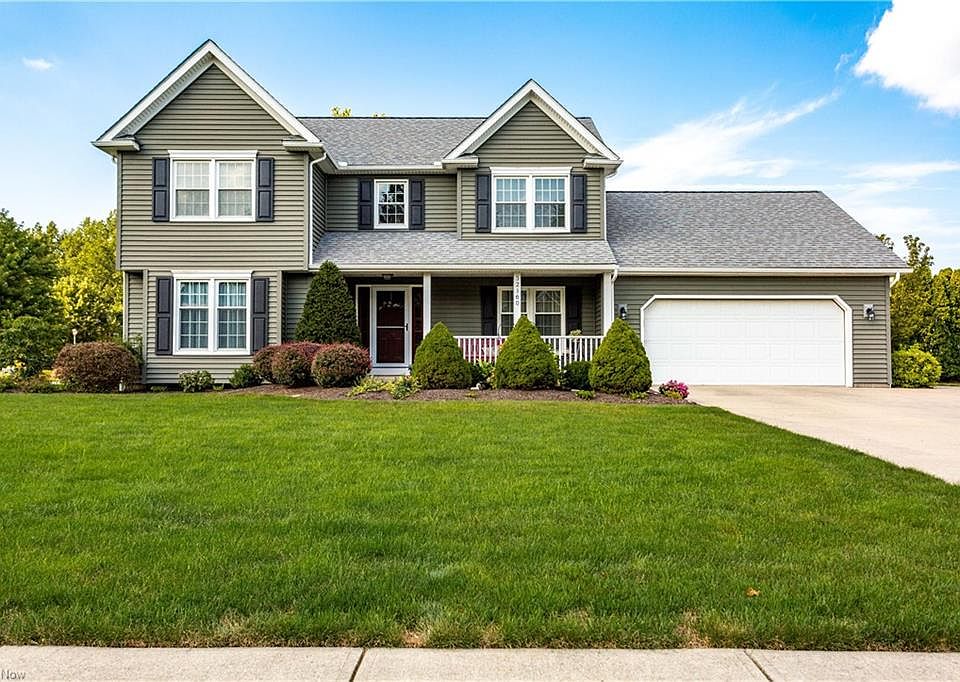 1st image of 32160 Deerfield Dr