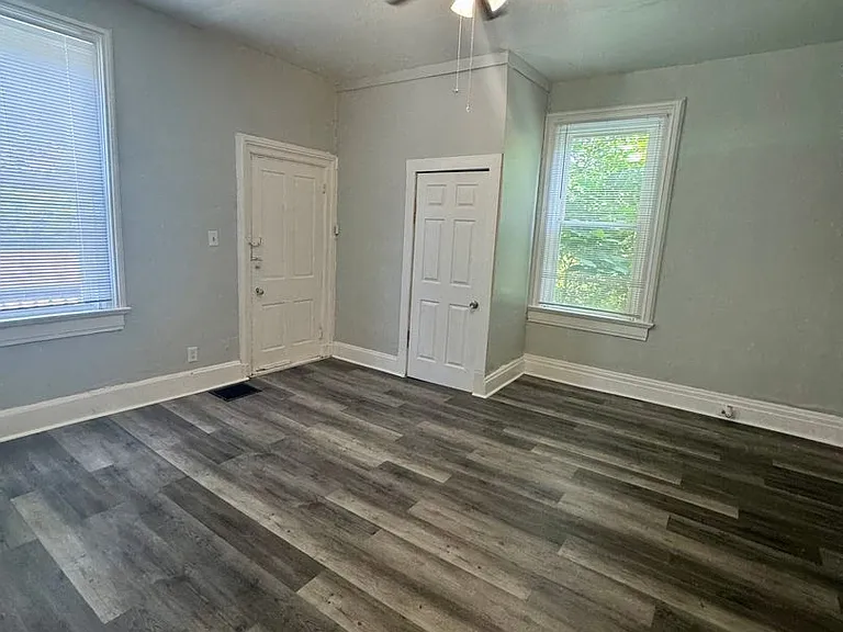 2714 May St — Photo 2