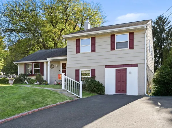 (undisclosed Address), Willow Grove, PA 19090