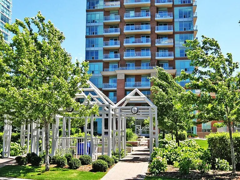 50 Lynn Williams St #614 — Photo 43