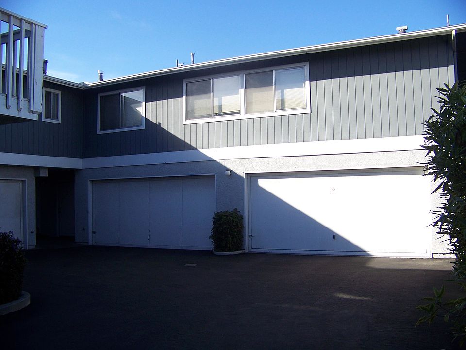 2nd image of 940 S 14th St APT D