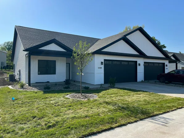2100 Clarabeck Ln, Muscatine, IA 52761