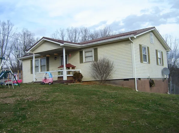 223 Mountain House Cir, Coeburn, VA 24230