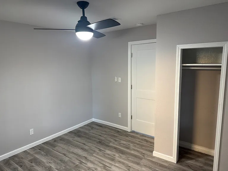 3015 W Brainerd St — Photo 6