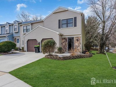 35 Knoll Ct, Matawan, NJ, 07747