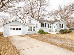 215 N Bernard St, Mascoutah, IL