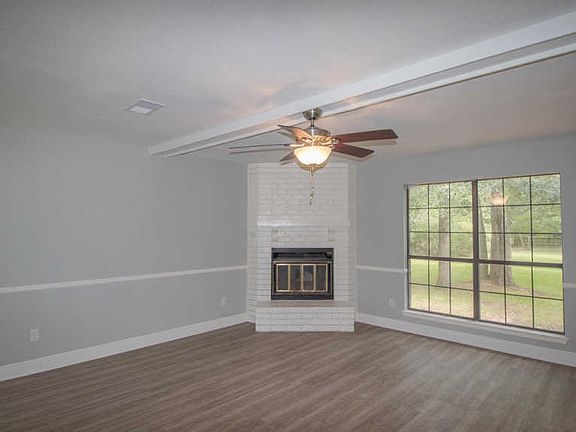 4th image of 17094 Gina Ln